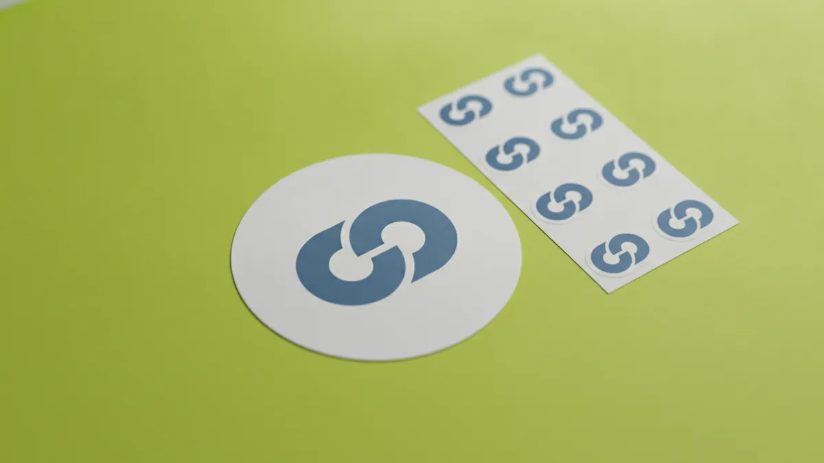 Simple logo, clear at small sizes Minimal logo mark displayed on label and sticker with clear contrast